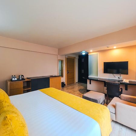 West Wood Hotel Nairobi Dış mekan fotoğraf