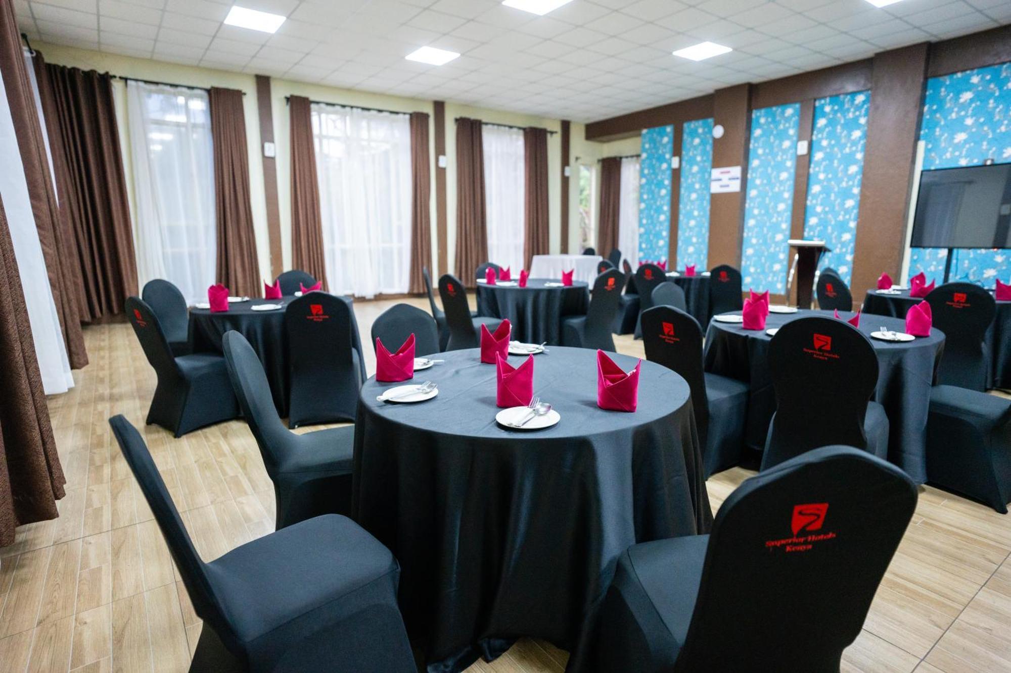 West Wood Hotel Nairobi Dış mekan fotoğraf